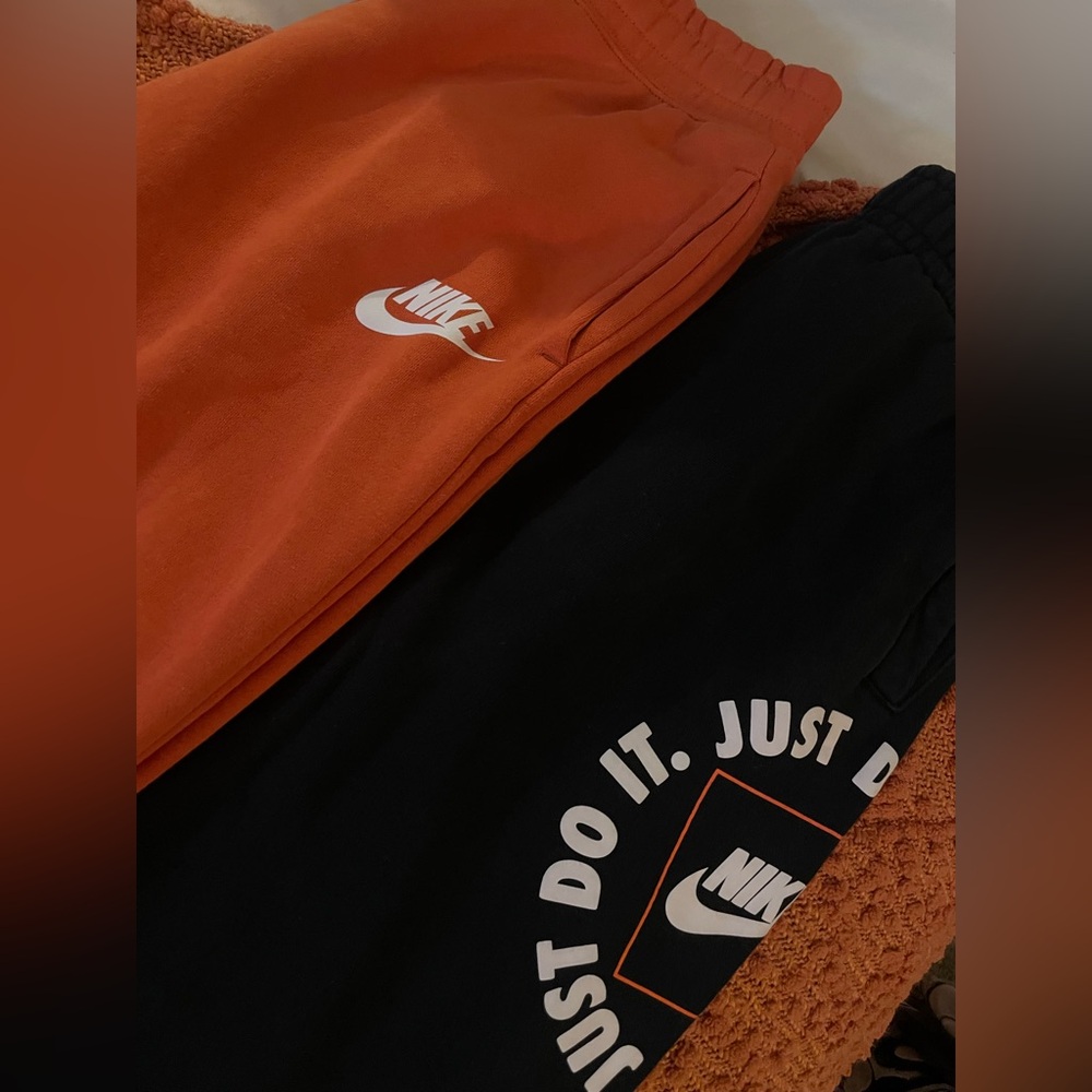 boys set of nike sweatpants
